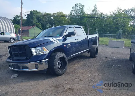 2019 Ram 1500 Classic Big Horn 4X4 6'4 Box из США, поврежденный, VIN 1C6RR7TT1KS575475